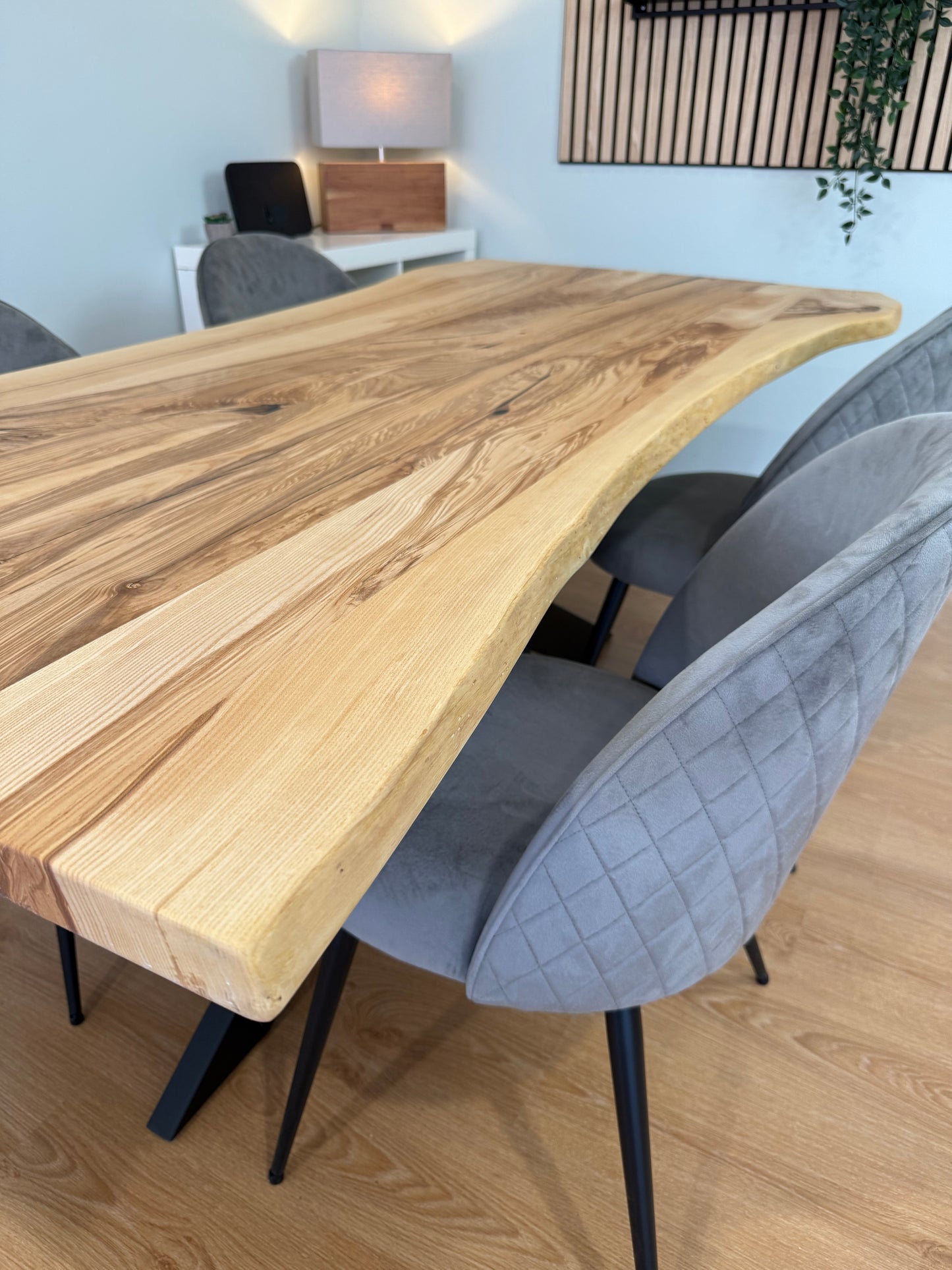 Tischplatte Esche massiv Naturbaumkanten 190cm